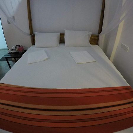 Dreamers Lodge Banduramulla Bagian luar foto