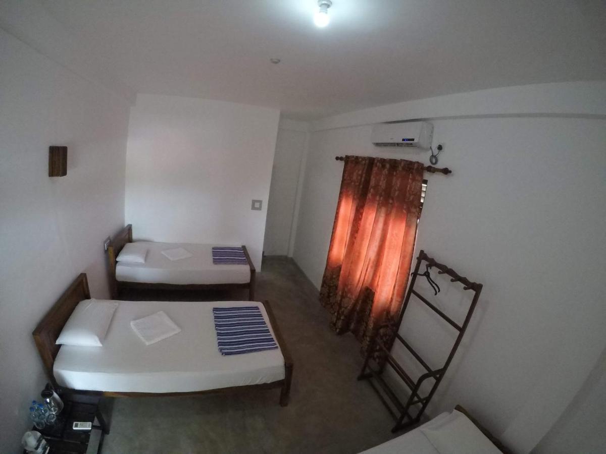 Dreamers Lodge Banduramulla Bagian luar foto