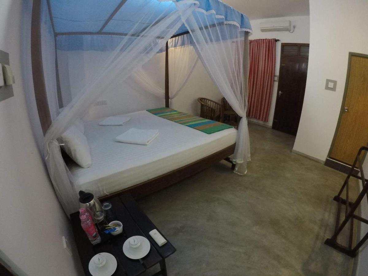 Dreamers Lodge Banduramulla Bagian luar foto