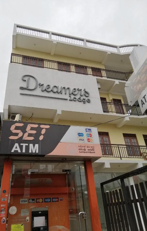 Dreamers Lodge Banduramulla Bagian luar foto